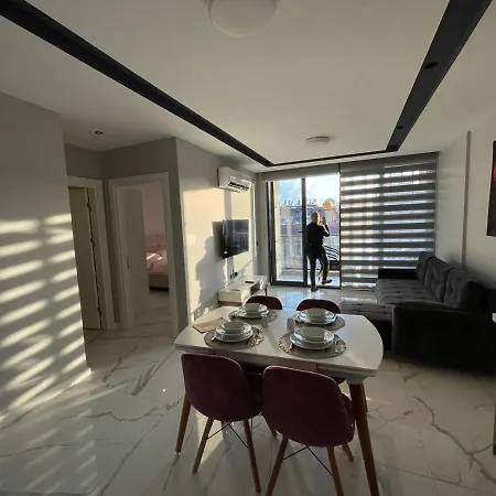 Square Light Residence Daire