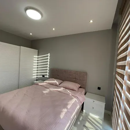 Square Light Residence * ألانيا